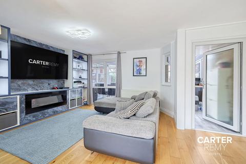 168 Broomfields, Basildon, SS13 3LE