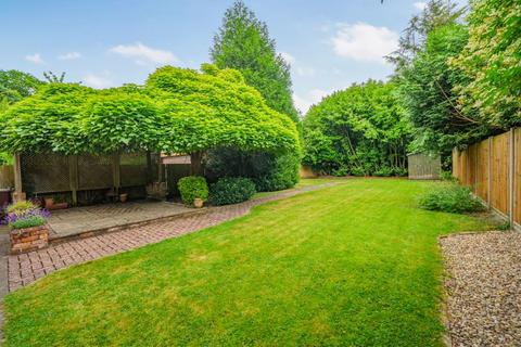 4 bedroom detached house for sale, Thorpe Green,  Surrey,  TW20