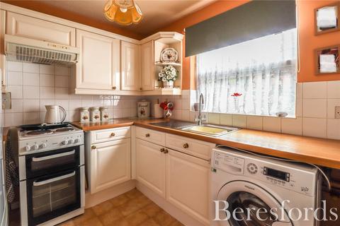 3 bedroom semi-detached house for sale, Maynard Close, Dunmow, CM6