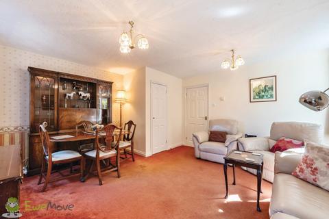 3 bedroom end of terrace house for sale, Hicks Close, Tadley RG26