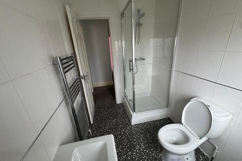 5 bedroom house to rent, West Avenue, Newcastle upon Tyne NE5