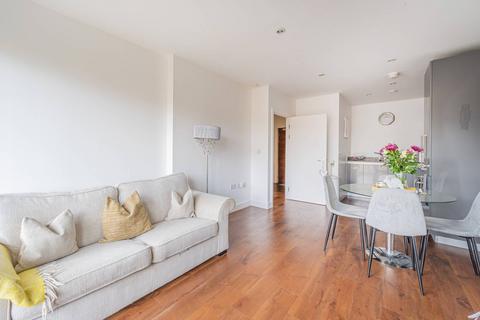 1 bedroom flat for sale, Dowding Drive, Kidbrooke, London, SE9