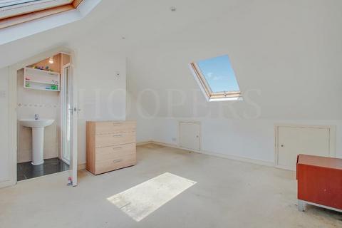 6 Heather Road, London, NW2 7ND