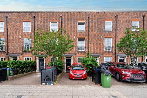 3 bedroom terraced house for sale, Hastings Street, London, SE18