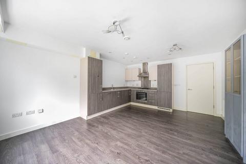 1 bedroom flat to rent, Baldwin Court, Brent Cross, London, NW11