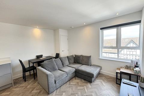 1 bedroom flat for sale, Fairway, Orpington BR5