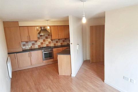 2 bedroom apartment to rent, Mossley Road, Ashton-under-Lyne OL6