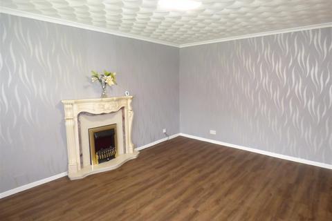 3 bedroom terraced house to rent, Huyton, Liverpool L36