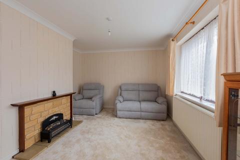 1 Cawcott Drive, Windsor, SL4 5PU
