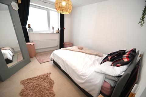 1 bedroom apartment for sale, Denton Way, Langley, Berkshire, SL3