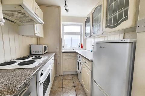 1 bedroom flat to rent, Kimber Road, London SW18