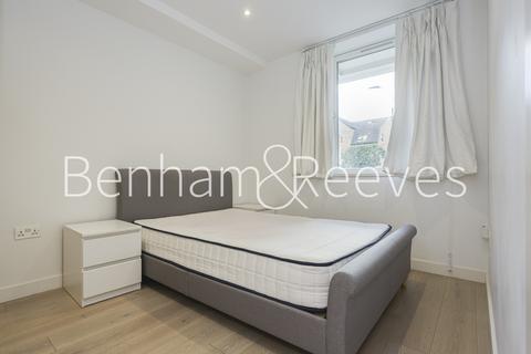 1 bedroom apartment to rent, Albion Place, Hammersmith W6