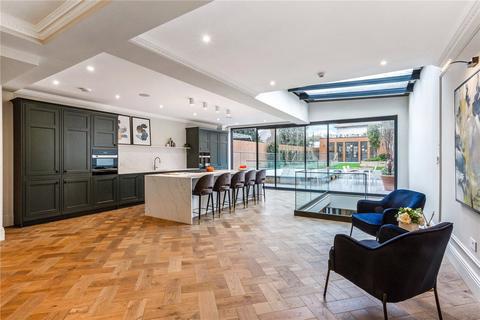 6 bedroom semi-detached house to rent, Trinity Road, London, SW18