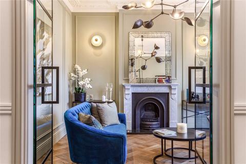 6 bedroom semi-detached house to rent, Trinity Road, London, SW18