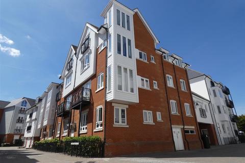 2 bedroom apartment to rent, Tannery Way North, Canterbury, CT1
