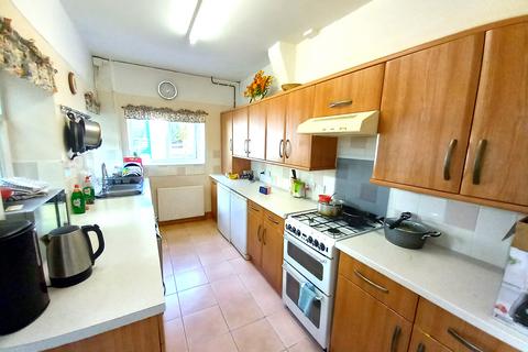 3 bedroom terraced house for sale, Caernarfon Road, Bangor LL57