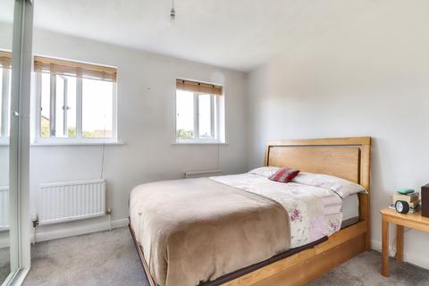 2 bedroom end of terrace house for sale, Huntsman Grove, Milton Keynes