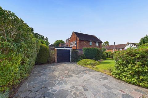 3 bedroom end of terrace house for sale, Whitebeam Avenue, Bromley BR2