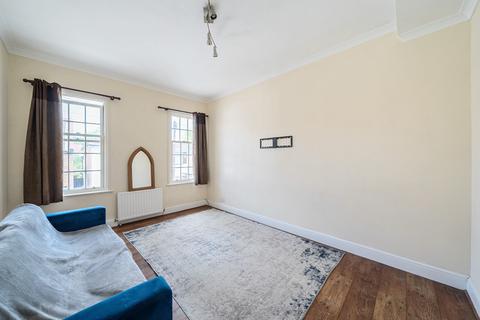 1 bedroom apartment for sale, Holmesdale Road, Surrey RH2