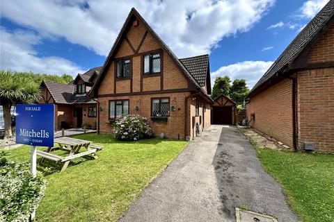 4 bedroom detached house for sale, Glenville Close, Christchurch BH23