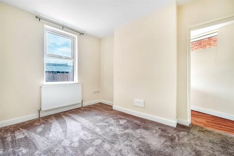 3 bedroom end of terrace house for sale, East Street, Olney, Buckinghamshire, MK46