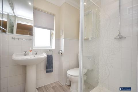 7a Rayburn Road, Hornchurch, RM11 3AP