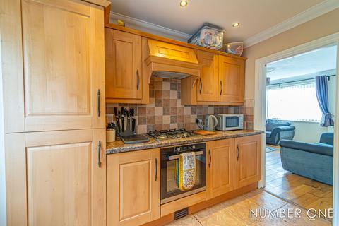 4 bedroom property for sale, St. Annes Gardens, Maesycwmmer, CF82