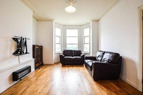 3 bedroom house to rent, London E3