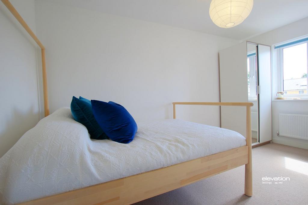 Second bedroom