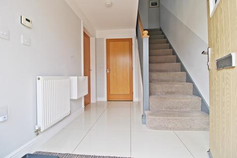 61 Highfields, Tonyrefail, Porth, CF39 8GB