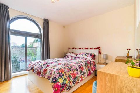 2 bedroom flat for sale, Banyard Road, Bermondsey, SE16