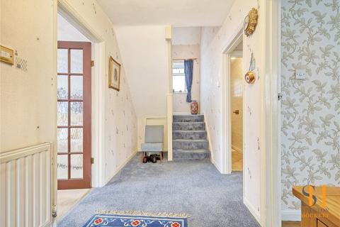 3 bedroom detached house for sale, Oakwood Avenue, Hutton, Brentwood, Essex, CM13