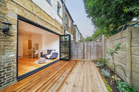 2 bedroom flat for sale, Denton Street, Earlsfield