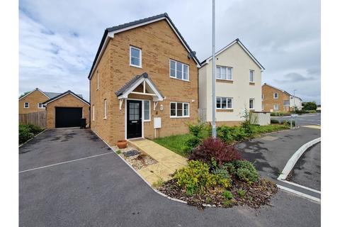 3 bedroom detached house to rent, Glebe Court, North Petherton TA6