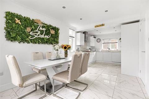 5 Glebe Road, Old Windsor, Windsor, SL4 2PN