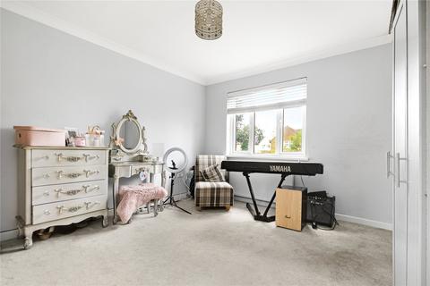5 Glebe Road, Old Windsor, Windsor, SL4 2PN