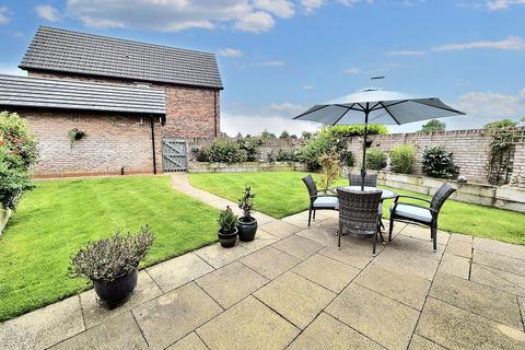 3 bedroom end of terrace house for sale, Bishops Way, Carlisle CA5