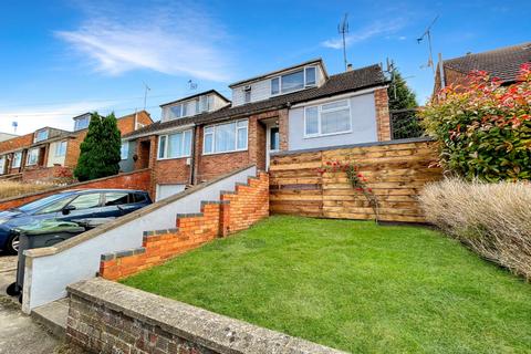 4 bedroom semi-detached house for sale, Saywell Road, Luton, Bedfordshire, LU2 0QF