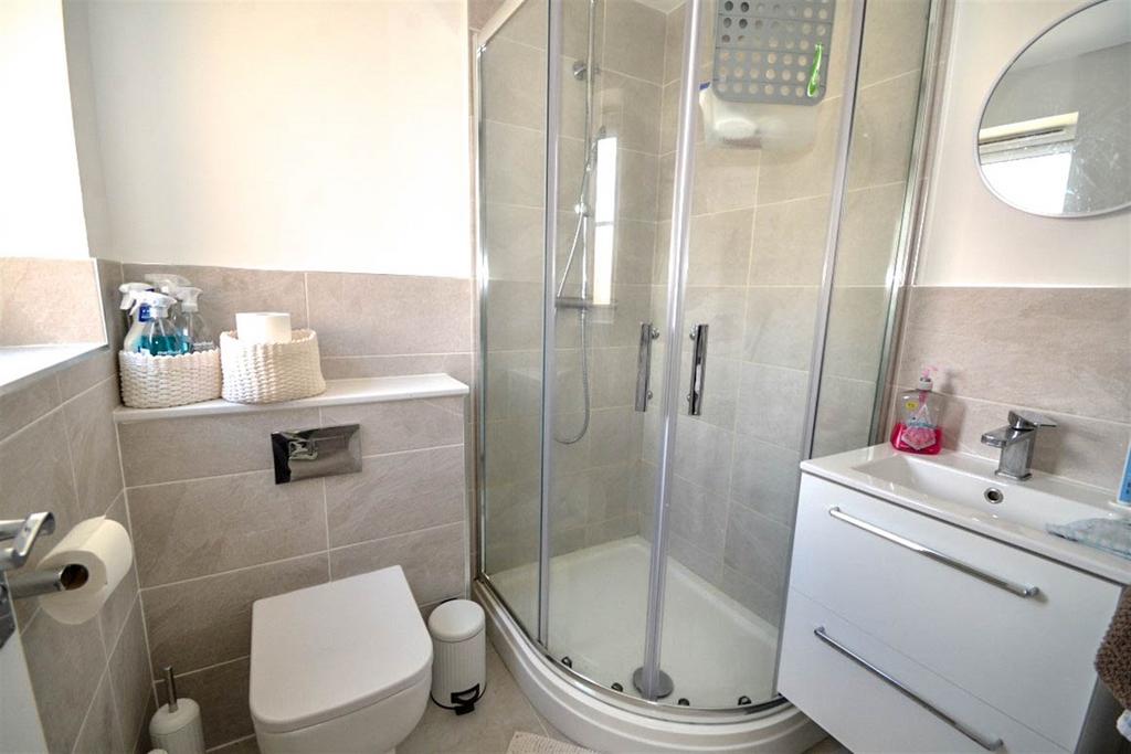En Suite Shower Room