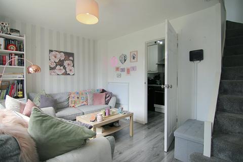 3 Dorian Close, Bradford, BD10 8BQ