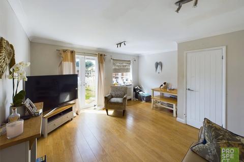 3 bedroom end of terrace house for sale, Grange Road, Farnborough, Hampshire, GU14