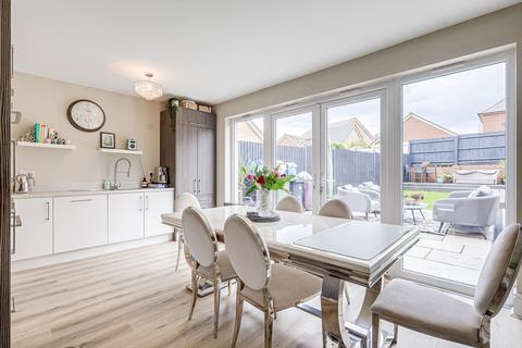 3 Bebington Link, Langdon Hills, Basildon, SS16 5LE