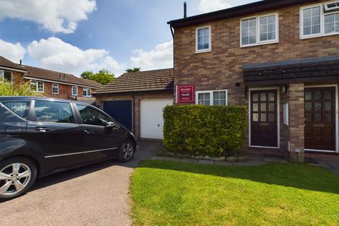 2 bedroom terraced house to rent, Holmfirth Close, Hereford HR2