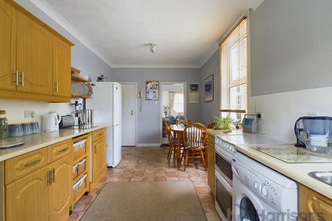 3 bedroom semi-detached house for sale, William Street, Sittingbourne, Kent, ME10 1HS