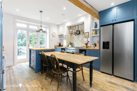 61a Upper Clapton Road, London, E5 8AY