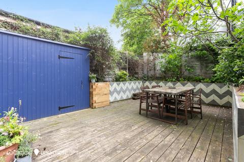 61a Upper Clapton Road, London, E5 8AY