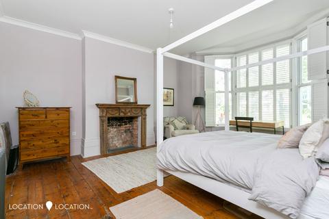 61a Upper Clapton Road, London, E5 8AY