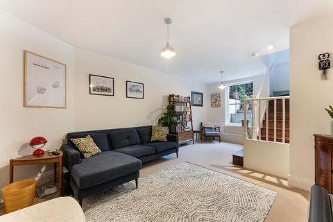 3 bedroom terraced house to rent, Rawstorne Street, London, EC1V