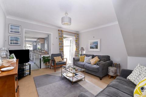 2 bedroom end of terrace house for sale, Brighton Road, Surrey GU7