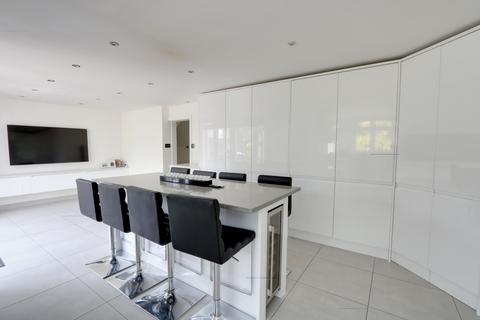 63 Ferguson Avenue, Romford, RM2 6RP